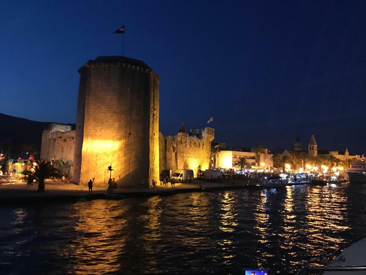 Hostel Marina Trogir Dış mekan fotoğraf